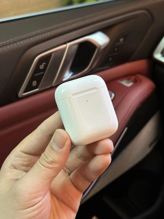 Airpods pro2  ( 3rd generation , 4th generation, 5th generation )