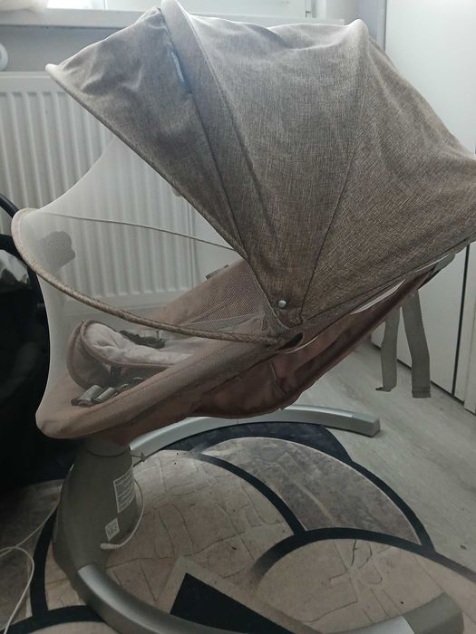 Бебешка електрическа люлка