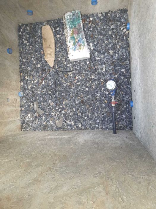 Casă + teren de vânzare in comuna Casin Zona Centrala