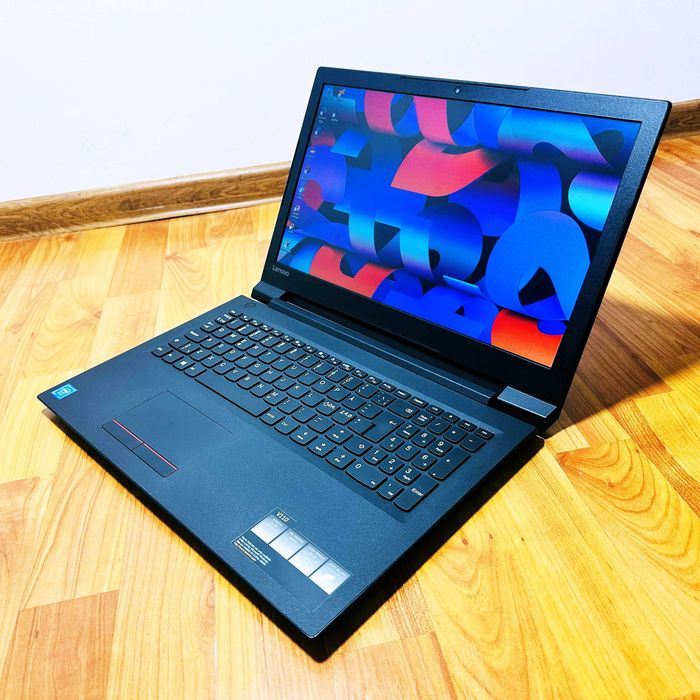 Laptop Lenovo V110, SSD, Win 11, 15.6” Slim, Livrare GRATUITA