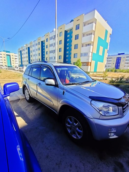 Продам Toyota RAV4