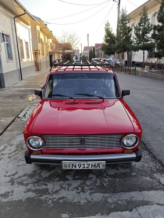 Sotiladi ВАЗ 2102
Binzinda gaz qoyilmaga roshot 7 litr