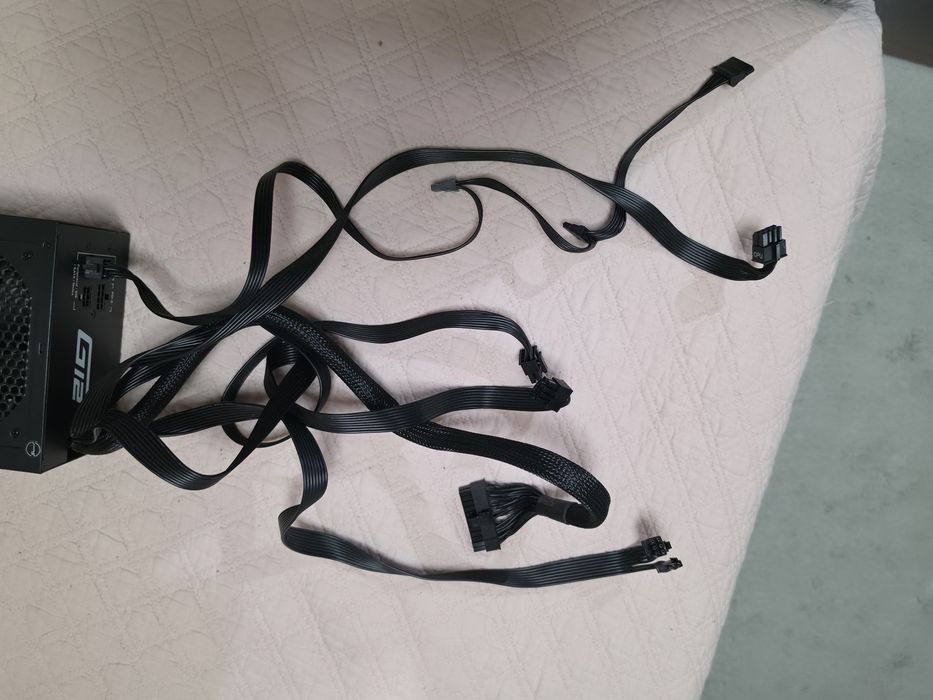 Sursa Seasonic 750W