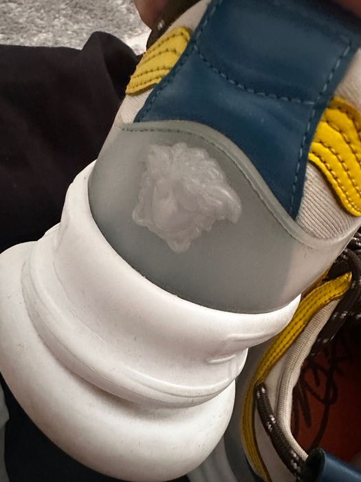 Sneakersi Versace chain reaction