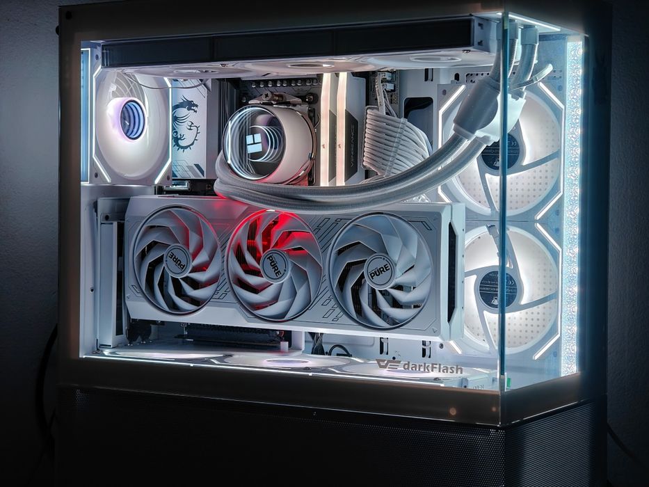 RX 7900 GRE 16GB Sapphire Pure