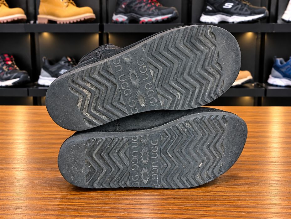 UGG кожени високи ботуши N 38,5