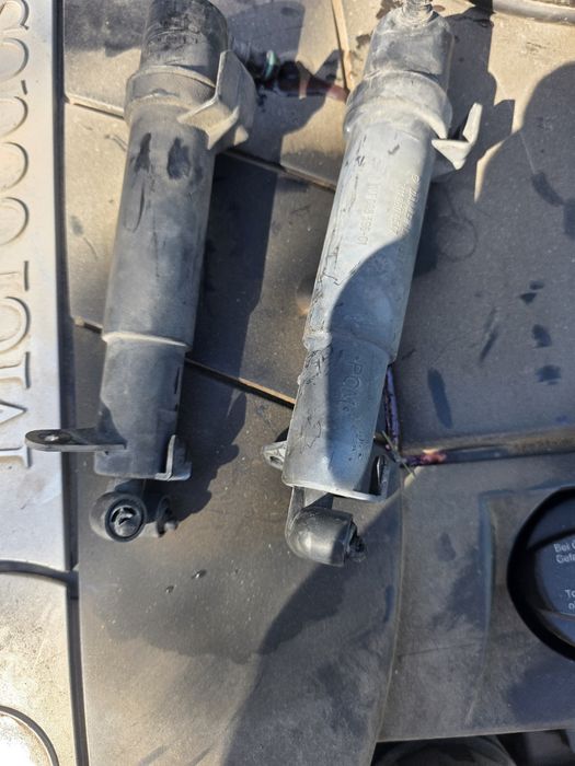 Пръскалки за фарове на Mercedes W211