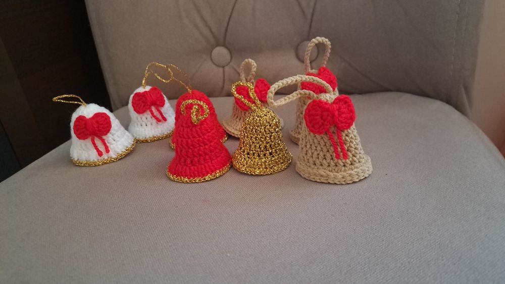 Плетени коледни играчки