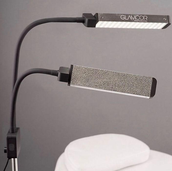 Продам лампу Glamgor