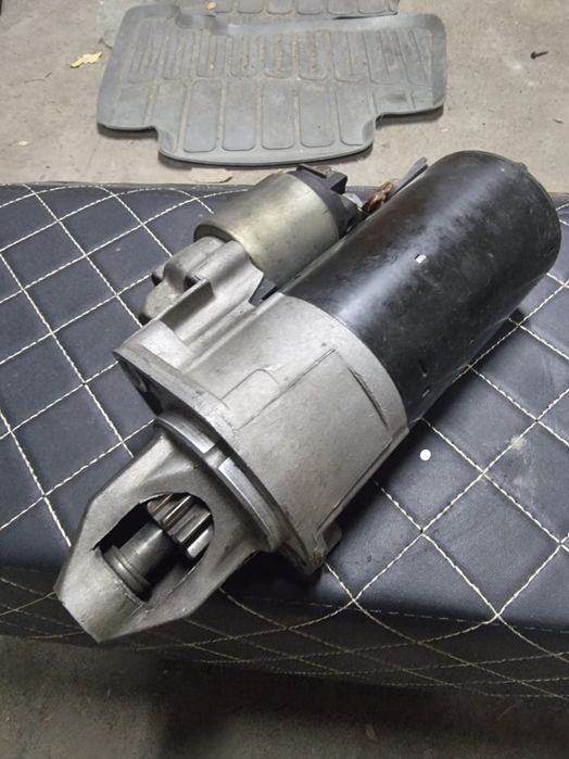 Стартер оригинал mercedes w221 m273