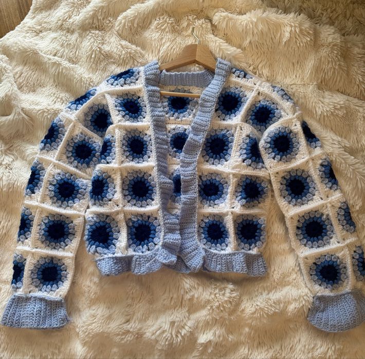 Cardigan crosetat manual, marimea S/XS