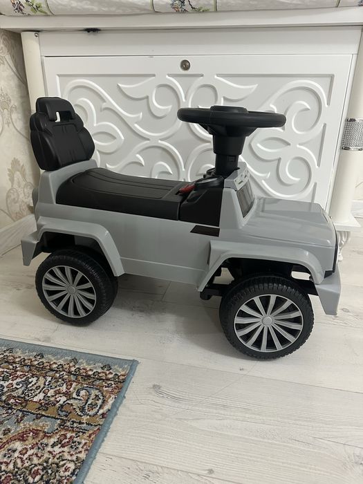 Детская машинка.