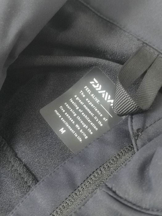 Продам куртку от компании  Daiwa .