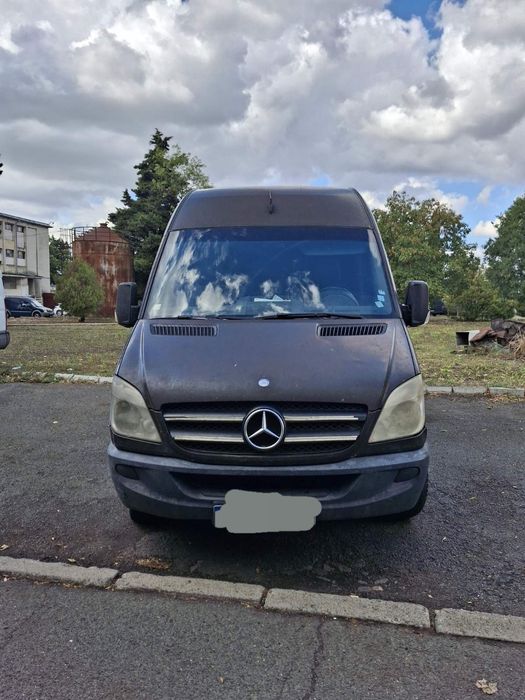 Продавам Mercedes Sprinter