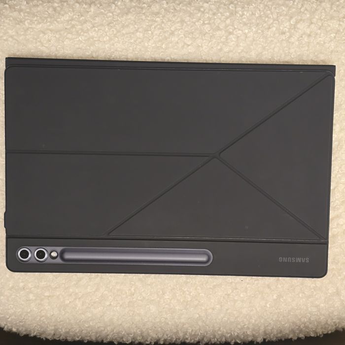 Samsung Galaxy Tab S10 Ultra 512GB 14.6" WiFi + 5G SIM + AI Keyboard + Smart Book Cover | като нов