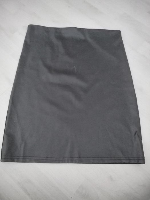 Fusta noua din piele dama Bershka marimea M
