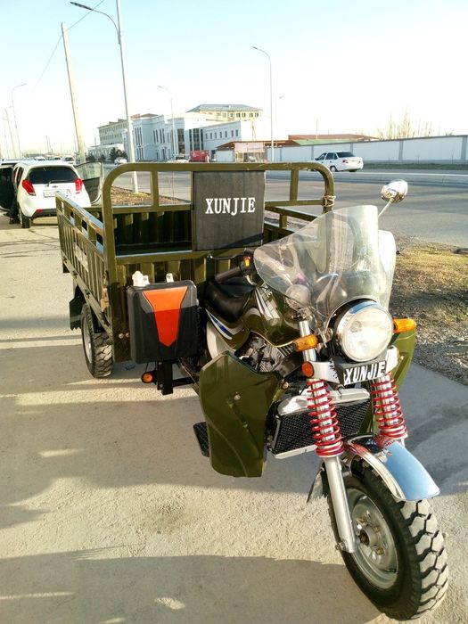 Хунже мотоцикл Хаима жойи идиал