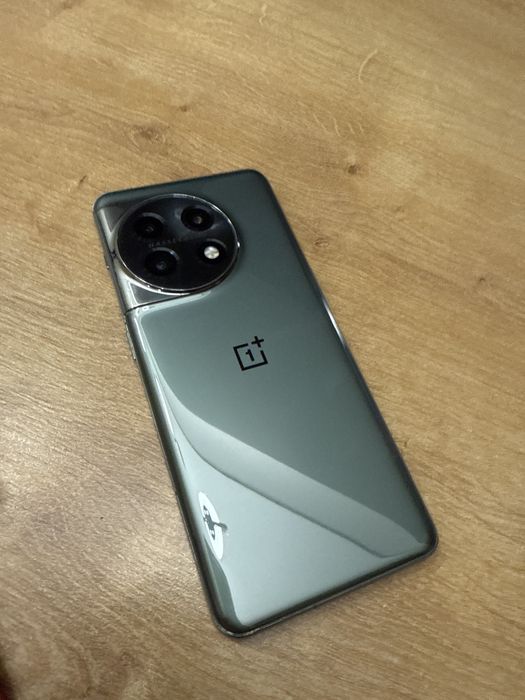 Oneplus 11  256/12gb