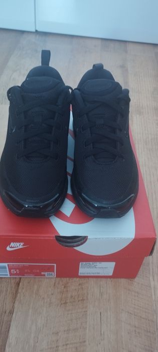 Маратонки Nike Air Max Bia