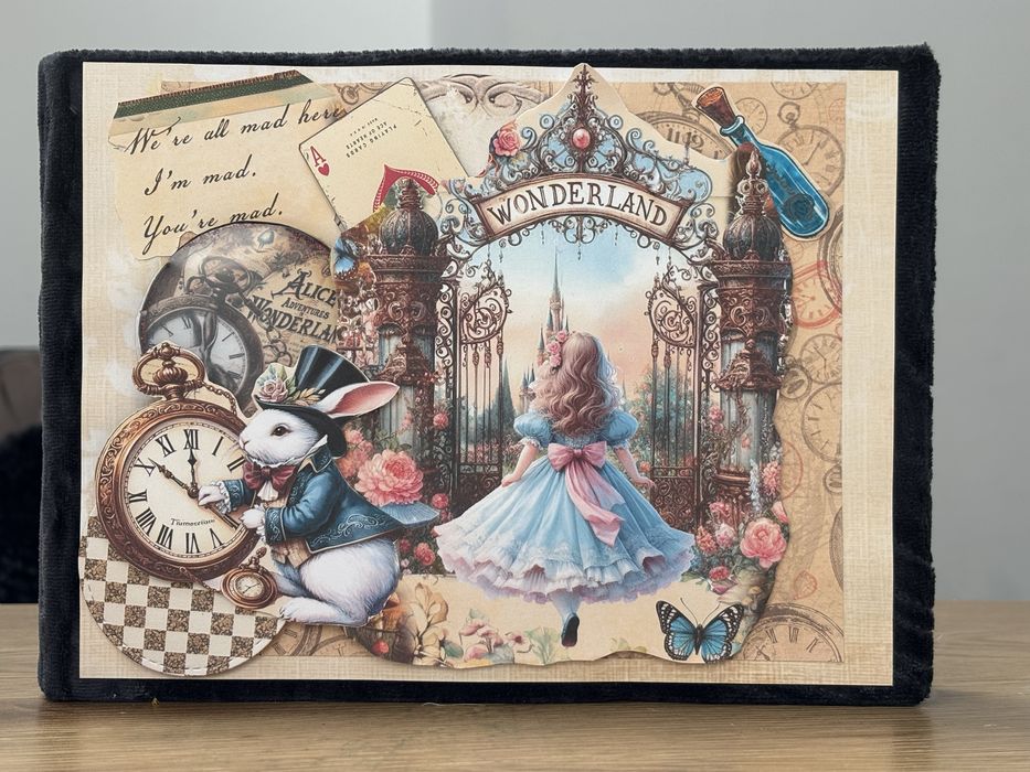 Ръчно изработен албум за снимки Алиса в Страната на чудесата