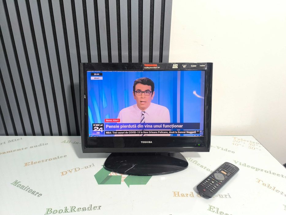 Televizor Toshiba 19AV605PG 19 inch HD ready cu porturi multiple