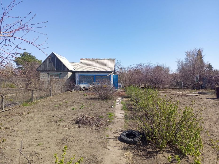 Дачный участок с домиком