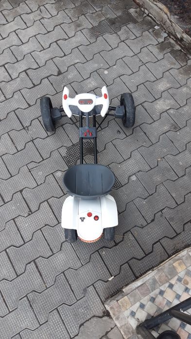 Боллалар гончик мошинаси