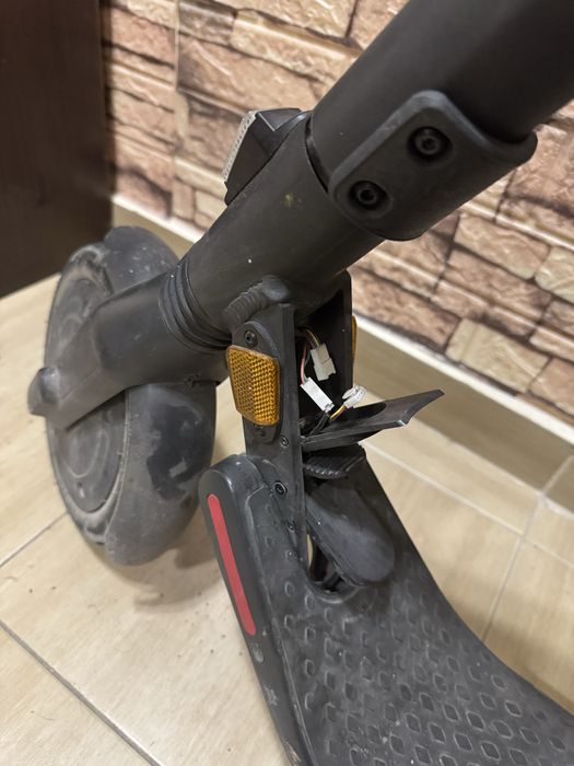 За части или за ремонт - Segway Ninebot Е25Е с допълнителна батерия