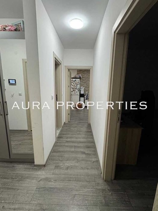 Продава се Тристаен апартамент в Разград, Житница - 106 кв.м за 1444 €/кв.м - Снимка #7