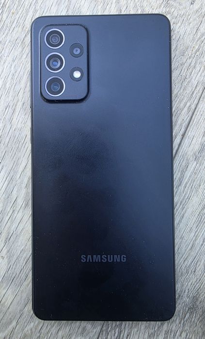 Samsung модел A72