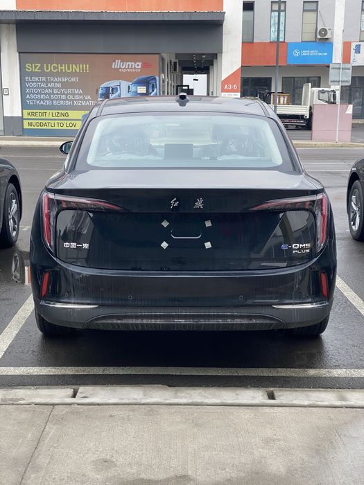 Hongqi e-qm5 Plus 610km