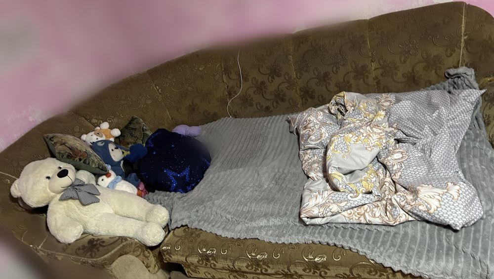 Отдам даром диван