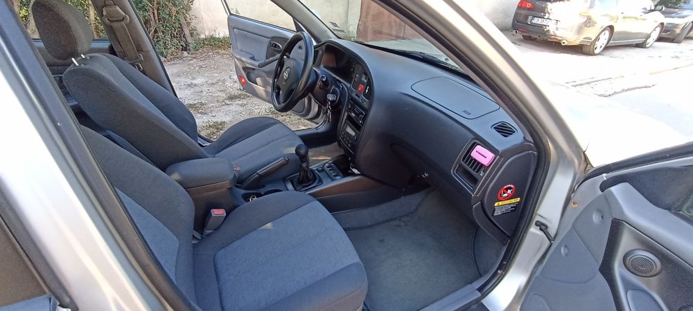 Хюндай Елантра 1.6 газ.