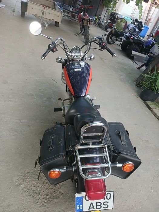 Vând YAMAHA 125,