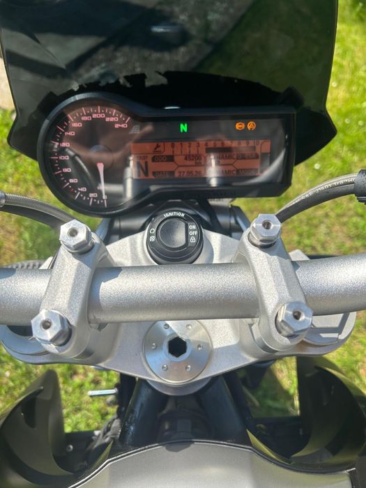 BMW R-1200R an 2016