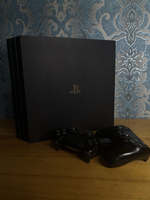 PS4 Pro 1TB + 2 джойстика + телевизор Samsung