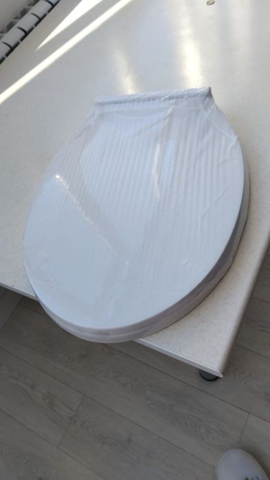 Продается унитаз и раковина