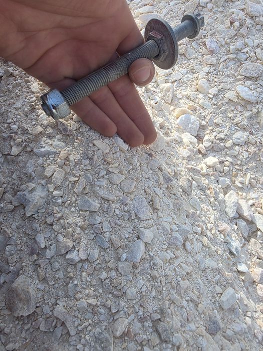 Речен камък, трошен камък,филц,земновлажен бетон, циметова замазка пяс