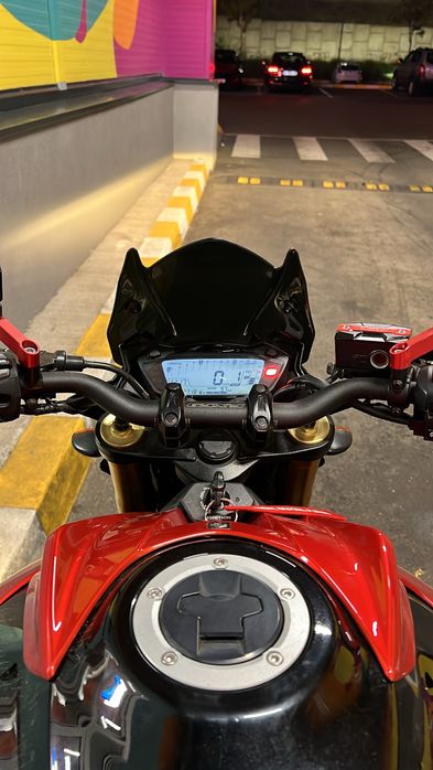 Suzuki GSX-S 750 (Honda, Kawasaki, Yamaha)