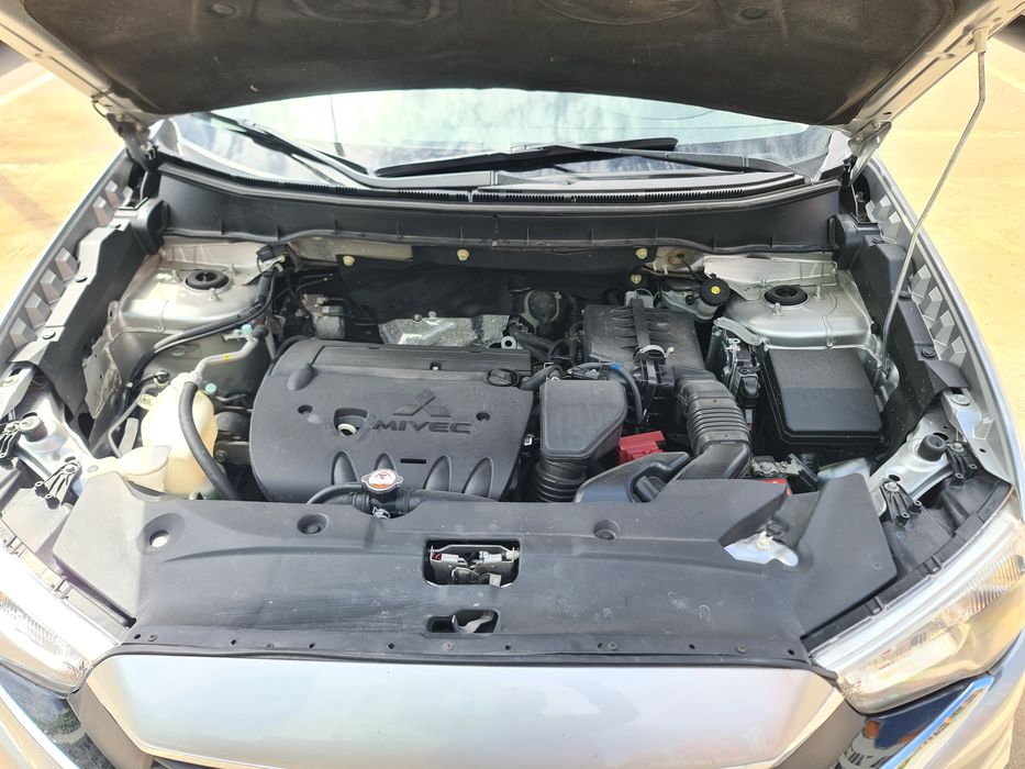 Машина сатылады . жағдайы жақсы .