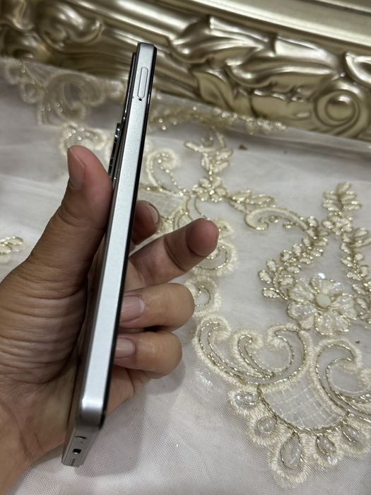 Zte A76 pashti yengide