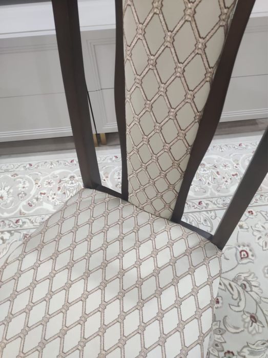 Продам стулья 6 штук