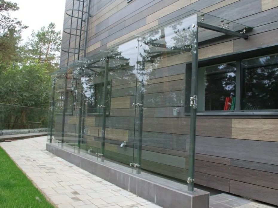 Стекляныйе навесы козырьки