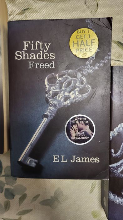 Fifty of Grey trilogy E.L.James