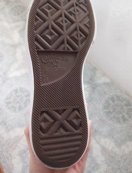 Converse cu platforma