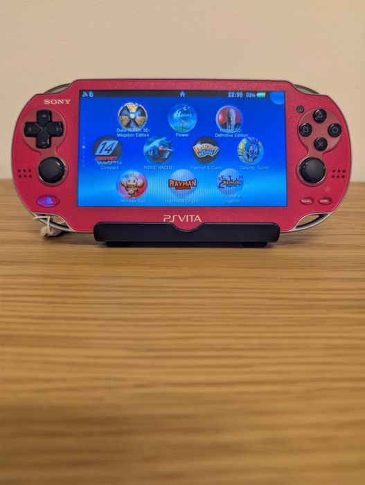 Playstation Vita OLED, Modat, 1500 jocuri, 10 in 1