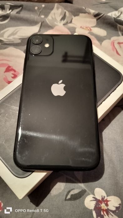 IPhone 11 продаю срочно
