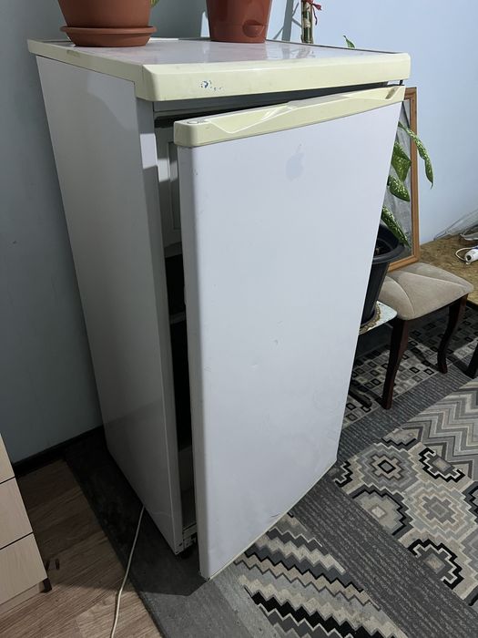 Холодильник хорошом состояние