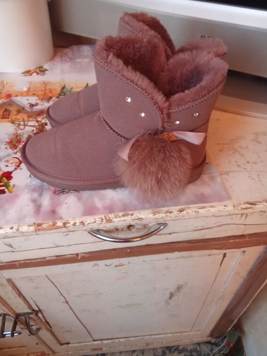 Vând ghete noi nu sunt purtate