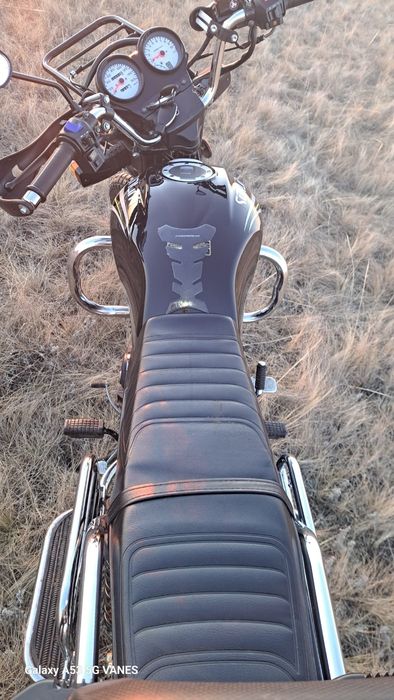 Продам мотоцикл 200 кубов